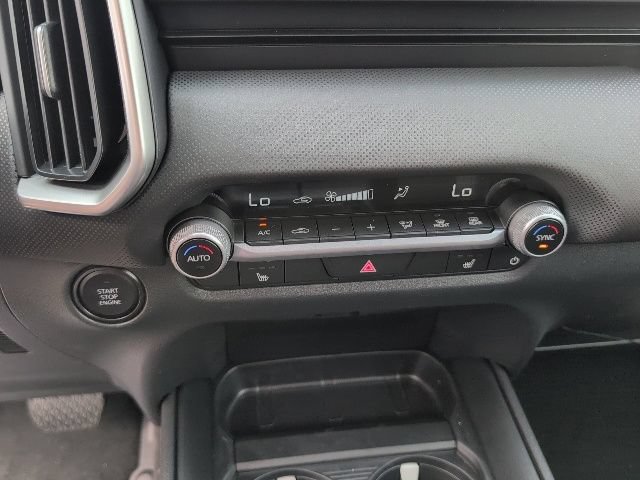 Used 2026 MAZDA CX-50 Meridian Edition w/ Weather Package AWD/4WD image 23