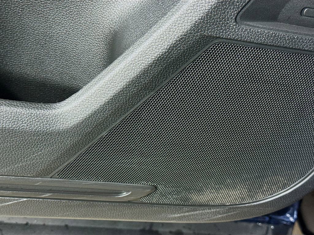 Used 2025 Honda CR-V LX image 21