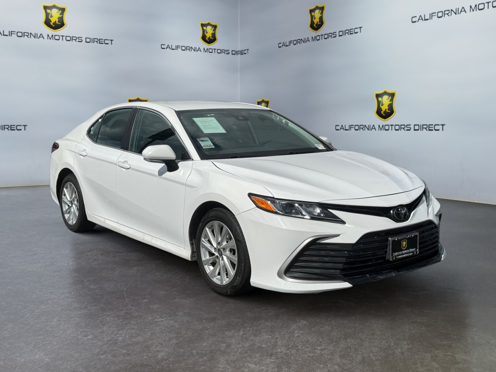 Used 2023 Toyota Camry LE FWD image 7