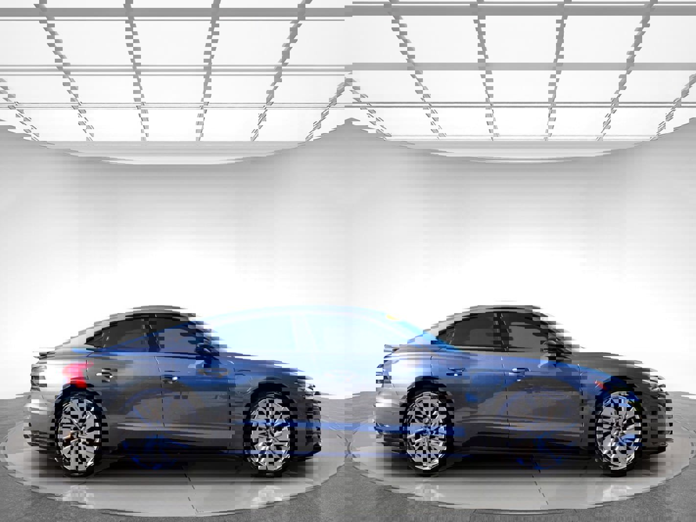 Used 2022 Audi e-tron GT Prestige w/ Prestige Package image 4