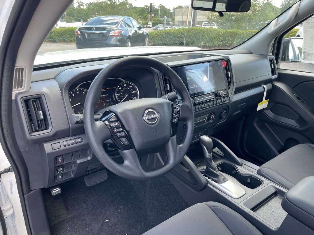 New 2027 Nissan Frontier S RWD image 9
