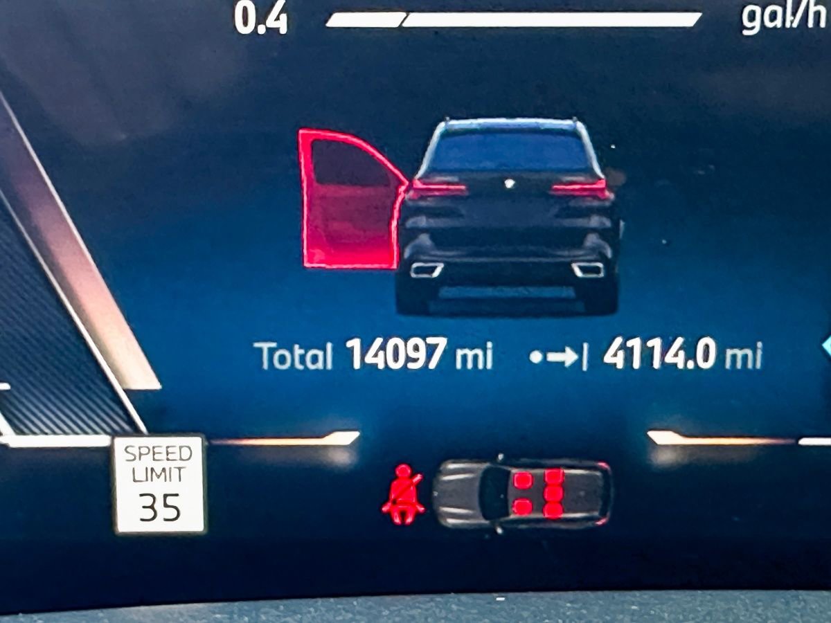 Certified 2024 BMW X5 sDrive40i w/ M Sport Package image 19