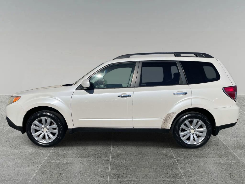 Used 2012 Subaru Forester 2.5X Limited image 2