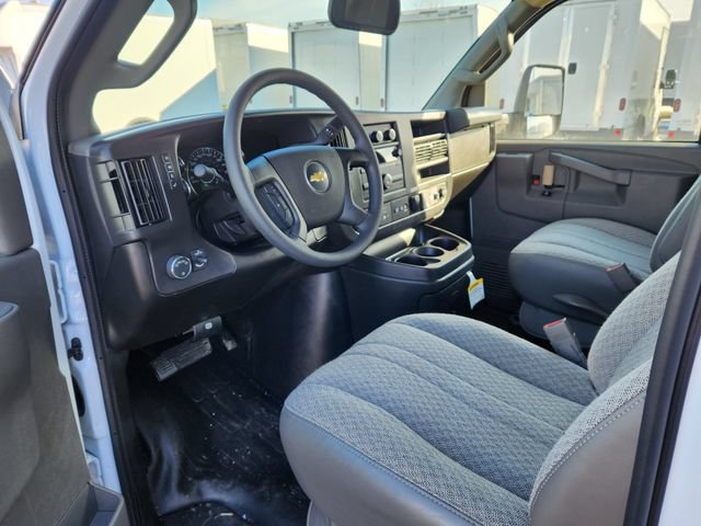 New 2025 Chevrolet Express 4500 w/ Power Convenience Package RWD image 11