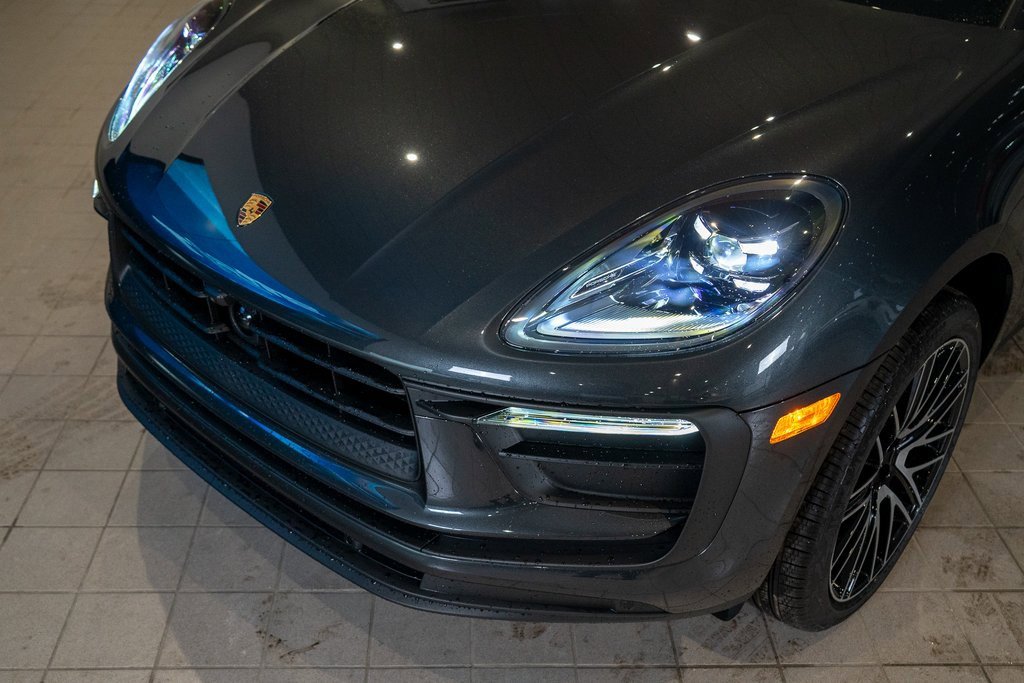 New 2026 Porsche Macan image 13