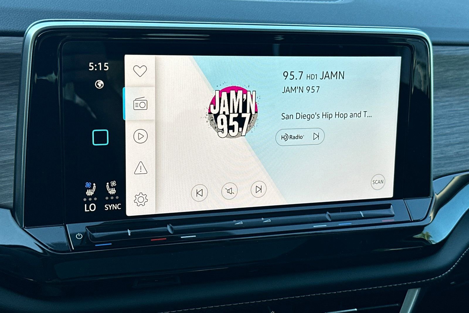 New 2026 Volkswagen Atlas SEL Premium R-Line image 17