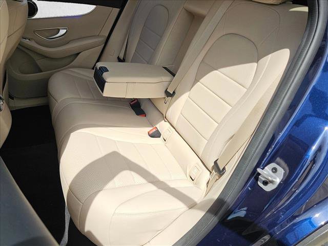 Used 2022 Mercedes-Benz GLC 300 image 17