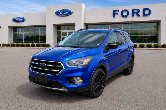 Certified 2017 Ford Escape SE w/ SE Sport Appearance Package