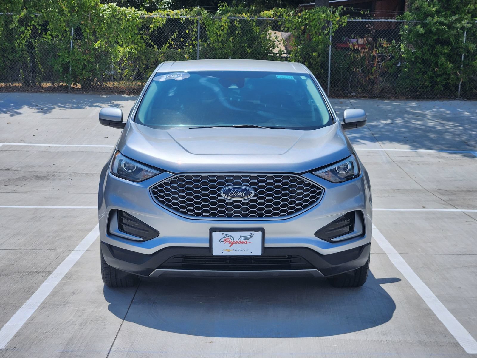 Used 2024 Ford Edge SEL AWD/4WD image 6