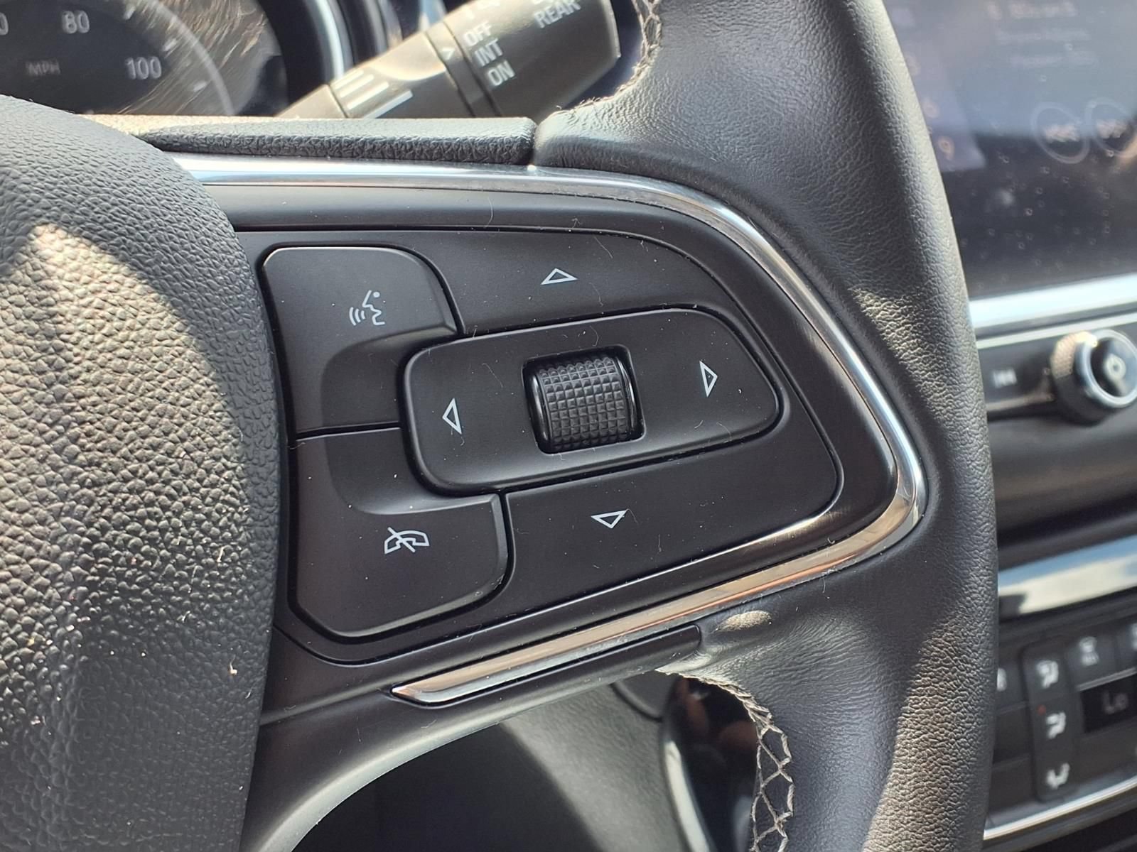 Used 2023 Buick Encore GX Select w/ Experience Buick Package FWD image 23