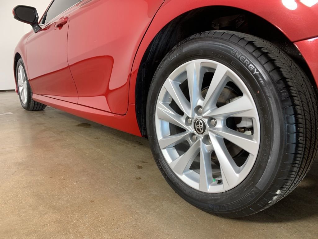 Used 2023 Toyota Camry LE image 15