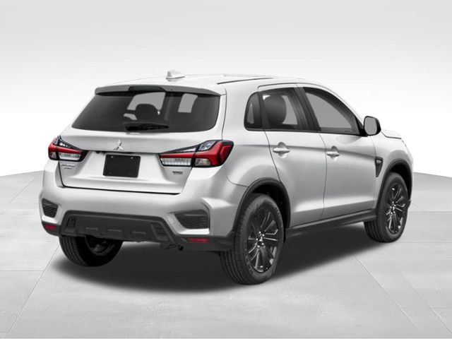 Used 2025 Mitsubishi Outlander Sport LE AWD/4WD image 2
