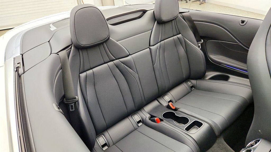 Used 2025 Mercedes-Benz CLE 450 4MATIC Cabriolet image 21