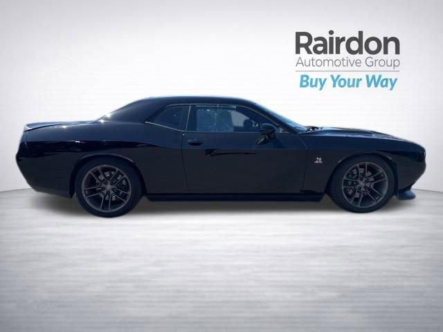 Used 2016 Dodge Challenger R/T Scat Pack w/ Leather Interior Group RWD image 8
