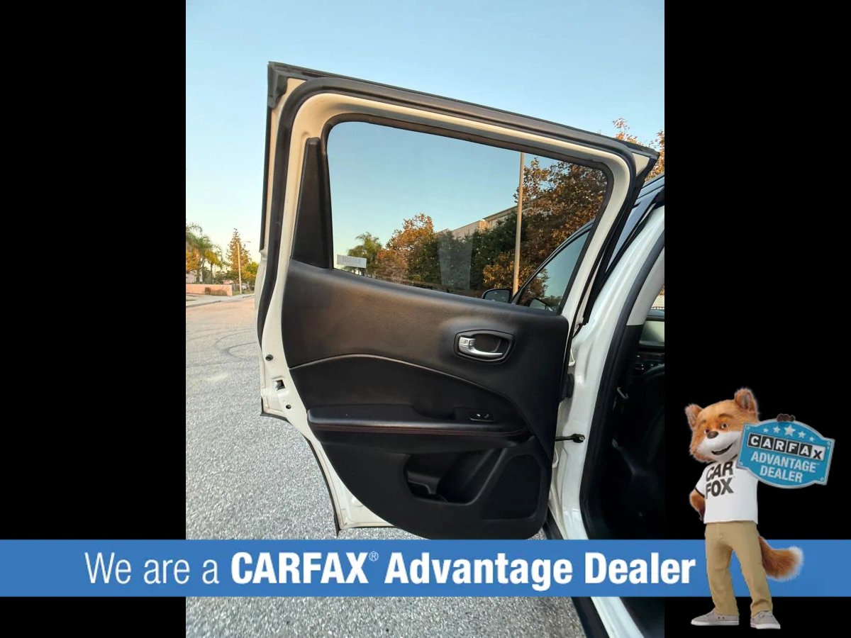 Used 2020 Jeep Compass Trailhawk AWD/4WD image 48