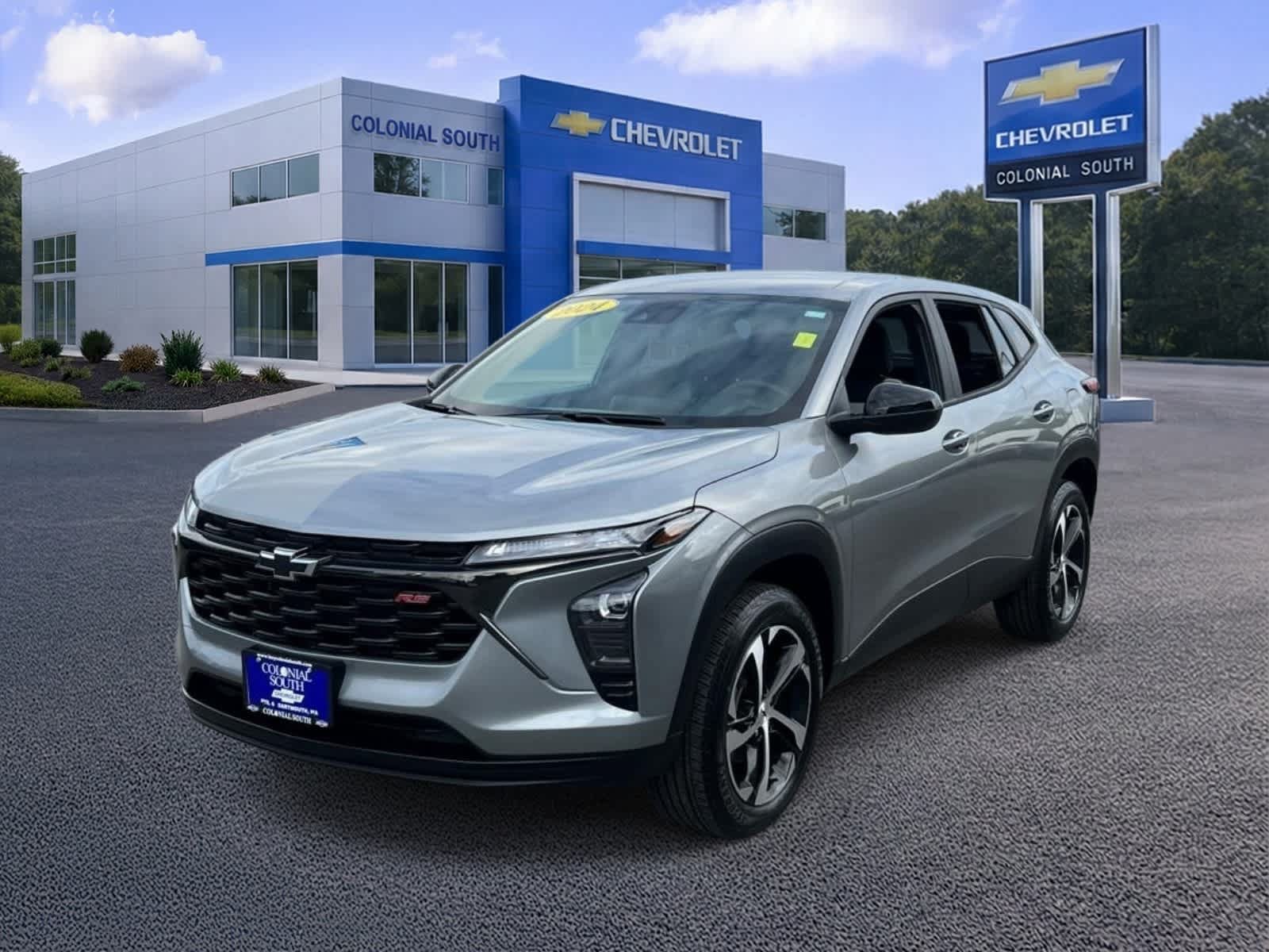Certified 2024 Chevrolet Trax RS FWD image 1