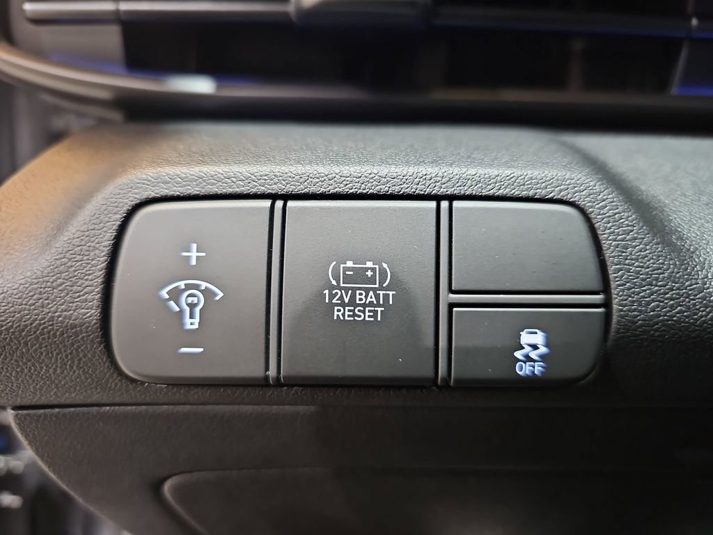 New 2026 Hyundai Elantra Sport image 24