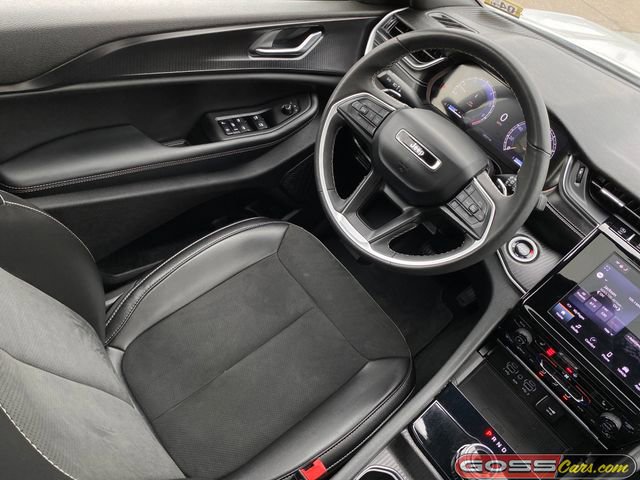 Certified 2024 Jeep Grand Cherokee Altitude image 20