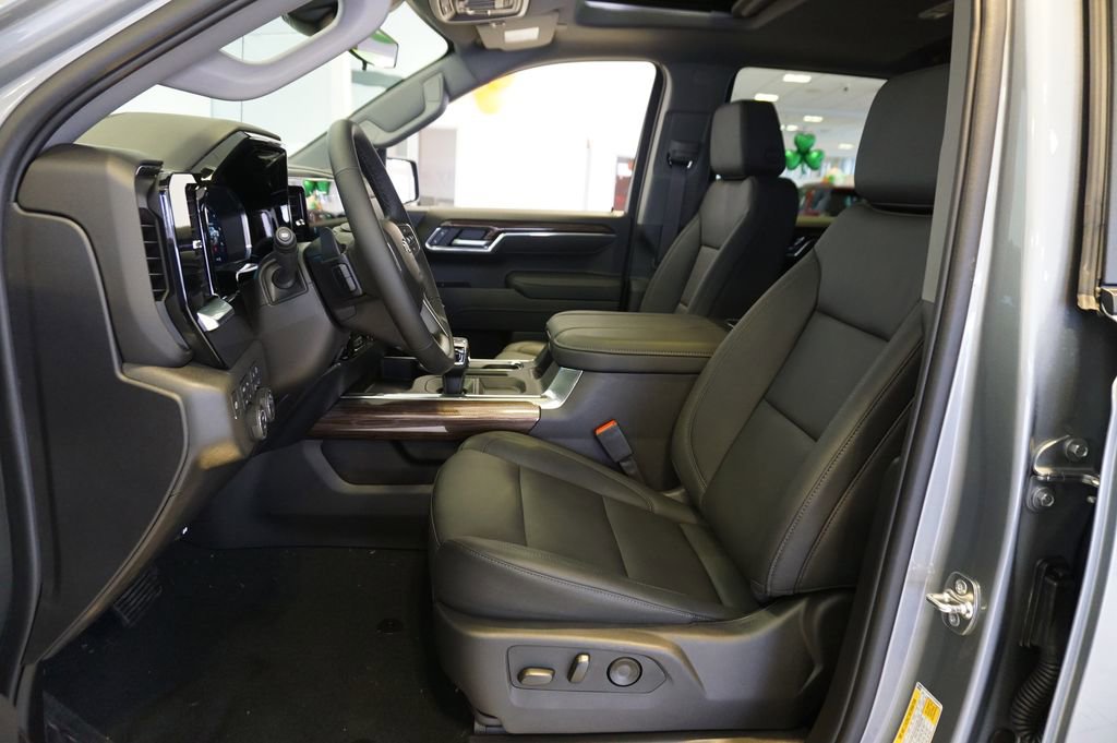 New 2026 Chevrolet Silverado 1500 LT Trail Boss w/ Safety Package image 8