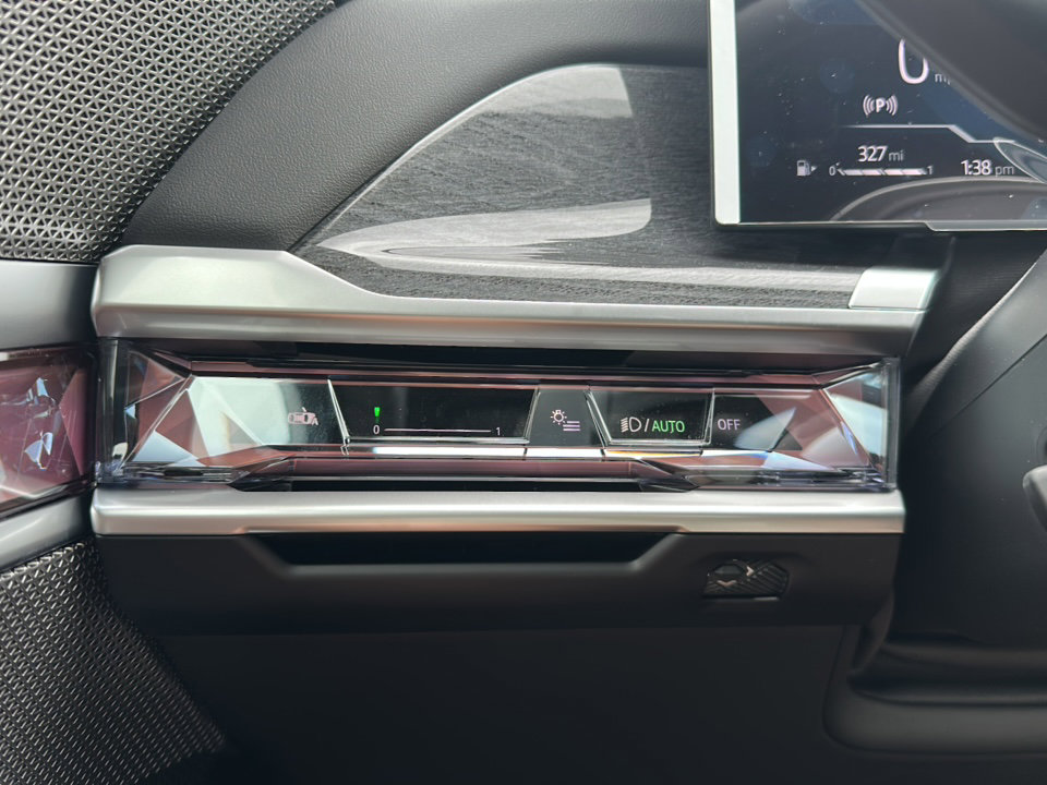 New 2025 BMW 760i xDrive w/ Executive Package image 26