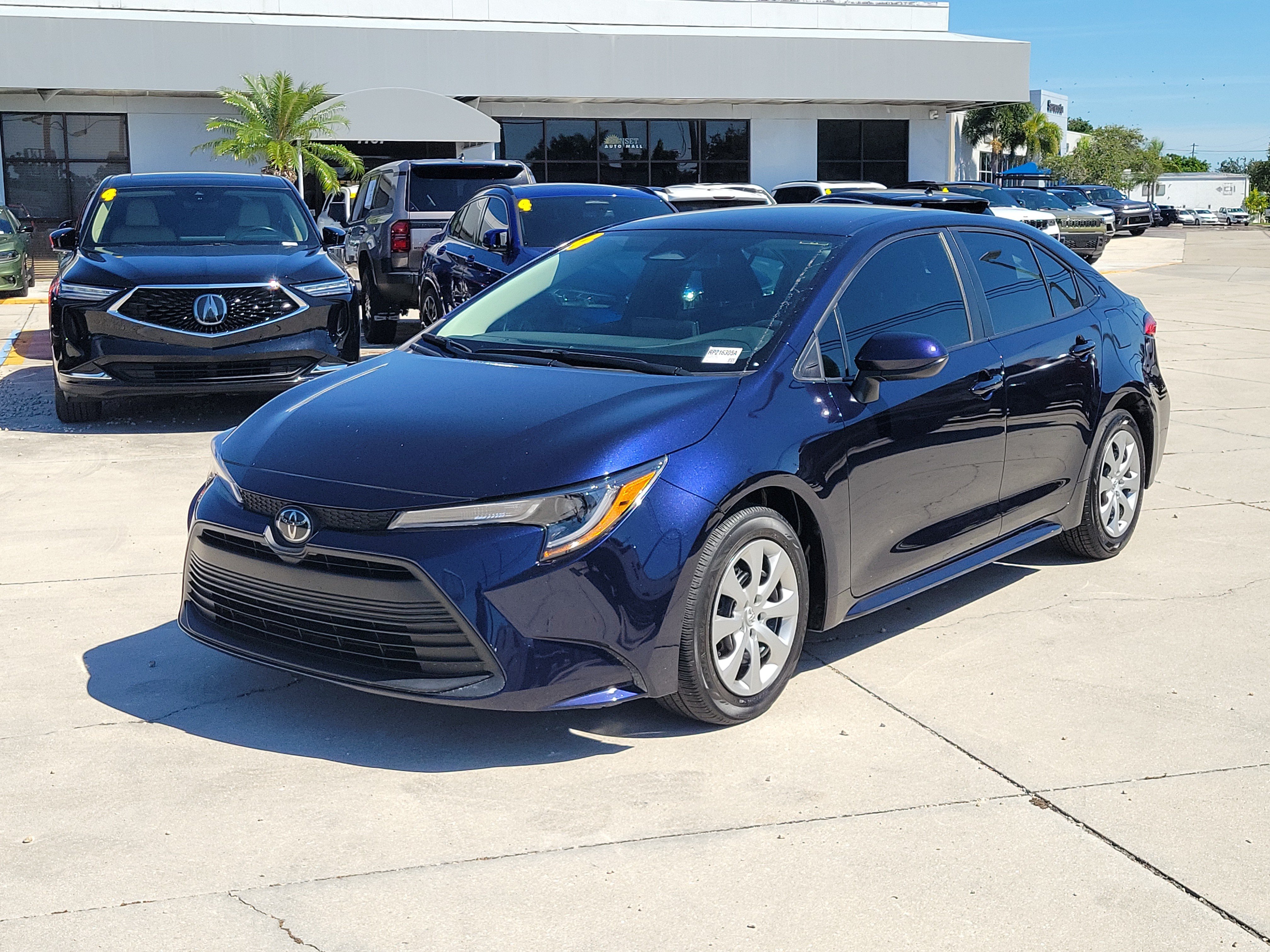 Used 2024 Toyota Corolla LE FWD image 3