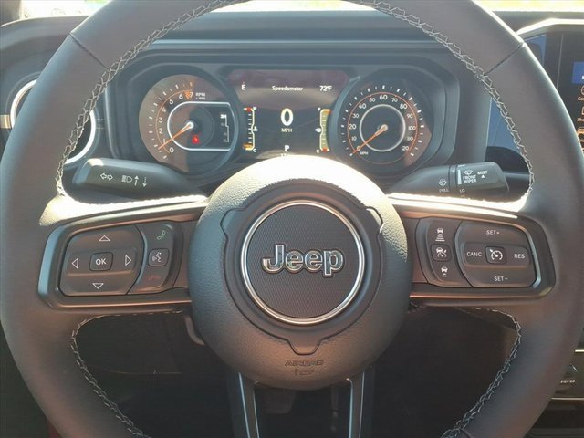 New 2025 Jeep Gladiator Sport image 11