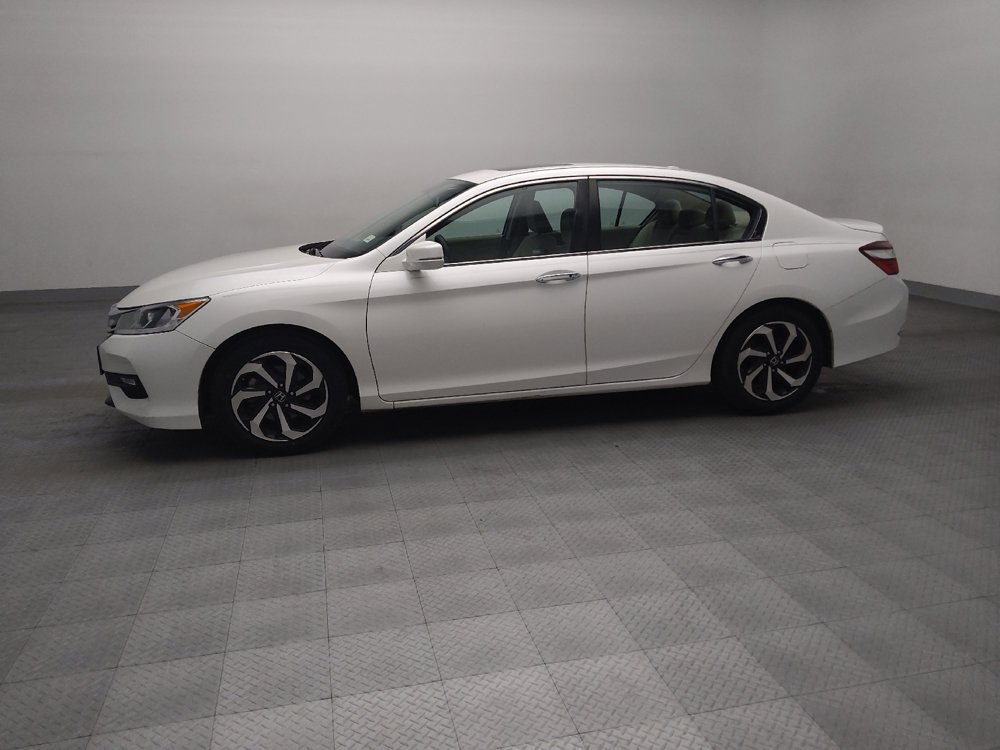 Used 2017 Honda Accord EX image 2