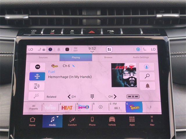 New 2025 Jeep Grand Cherokee Limited w/ Luxury Tech Group II image 18