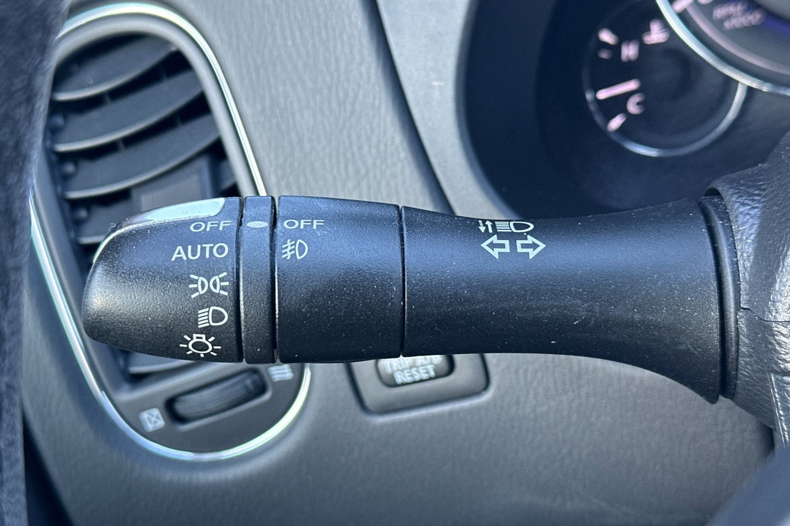 Used 2017 INFINITI QX50 2WD image 37