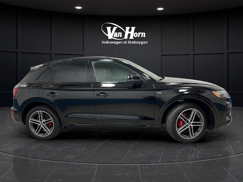 Used 2024 Audi Q5 e Premium Plus w/ Premium Plus Package AWD/4WD image 8