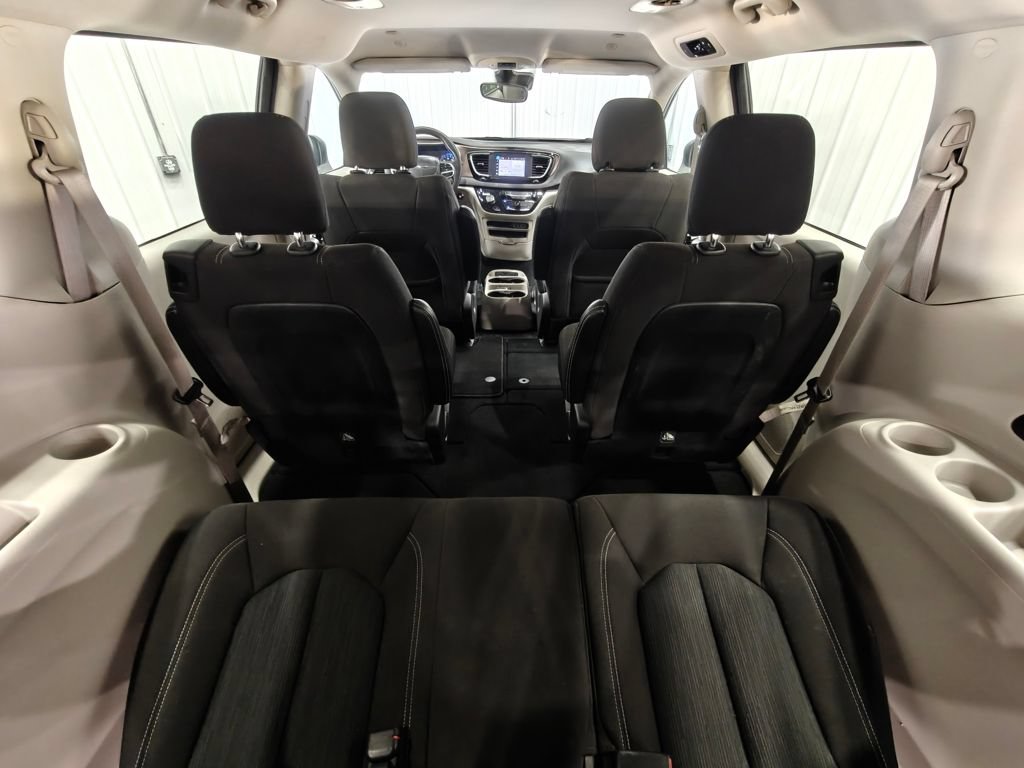 Used 2023 Chrysler Voyager LX FWD image 27