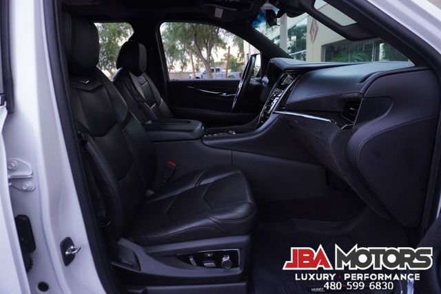 Used 2020 Cadillac Escalade ESV Platinum image 83