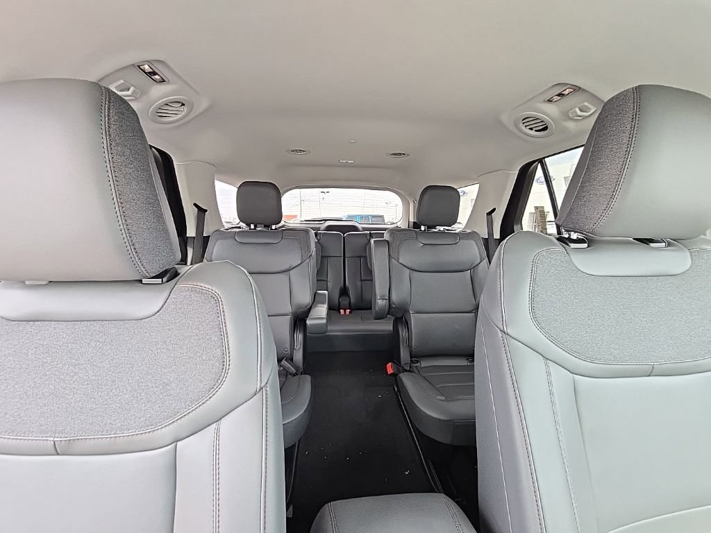 New 2026 Ford Explorer Active image 46