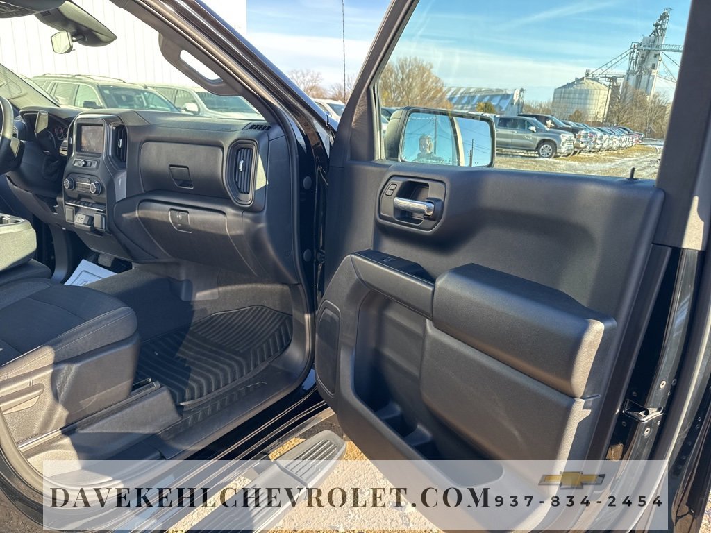 Used 2022 Chevrolet Silverado 1500 Custom image 22