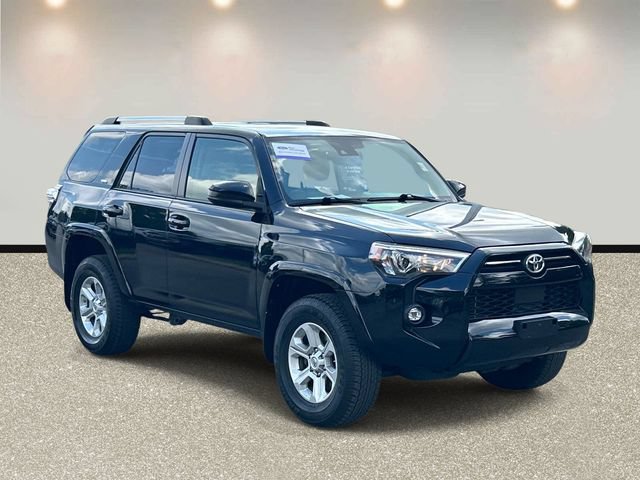 Used 2021 Toyota 4Runner SR5 AWD/4WD image 3