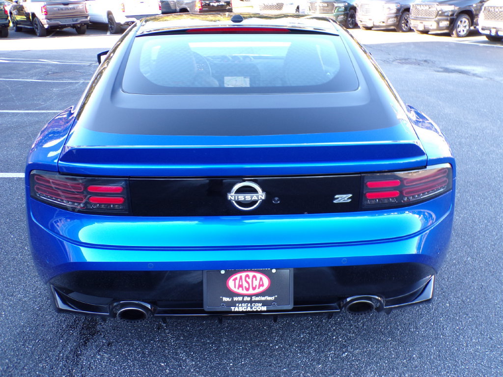 Used 2024 Nissan Z Performance w/ Floor Mat Package RWD image 8