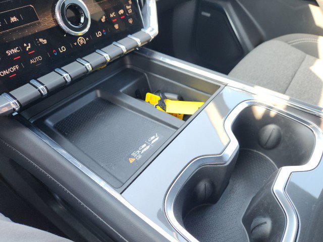 Used 2025 GMC Acadia Elevation image 46