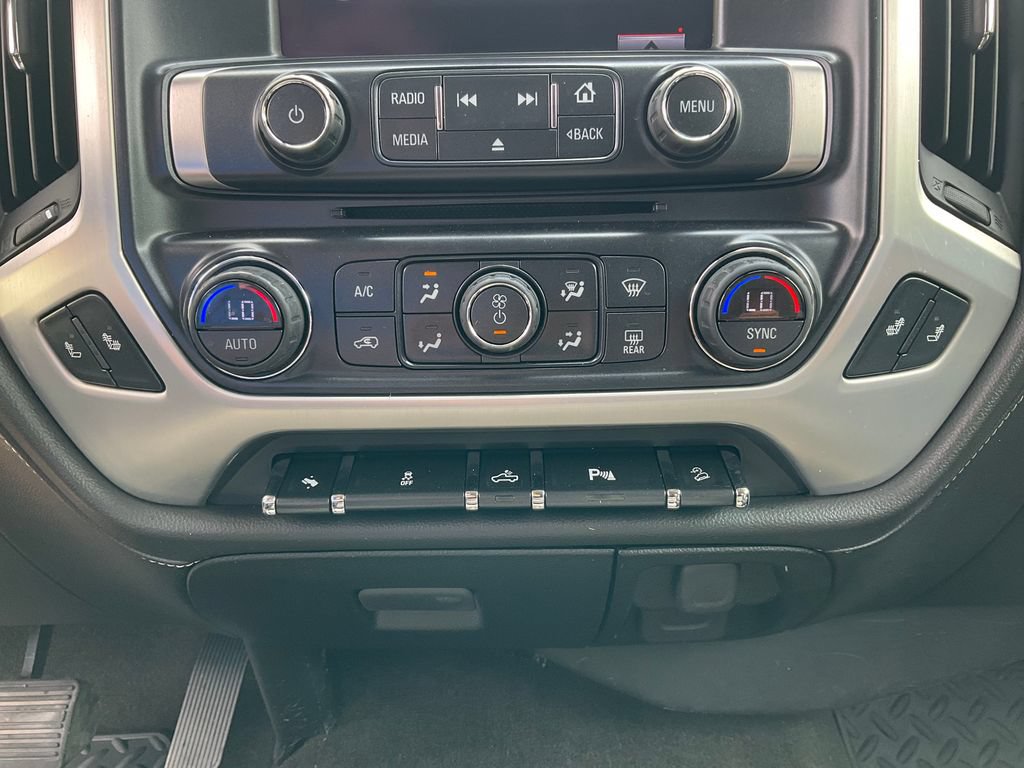 Used 2014 GMC Sierra 1500 SLE w/ SLE Value Package AWD/4WD image 9