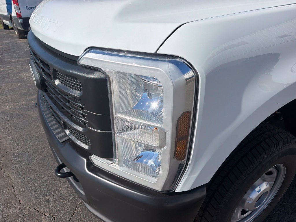 New 2027 Ford F250 XL w/ Snow Plow Prep Package AWD/4WD image 12
