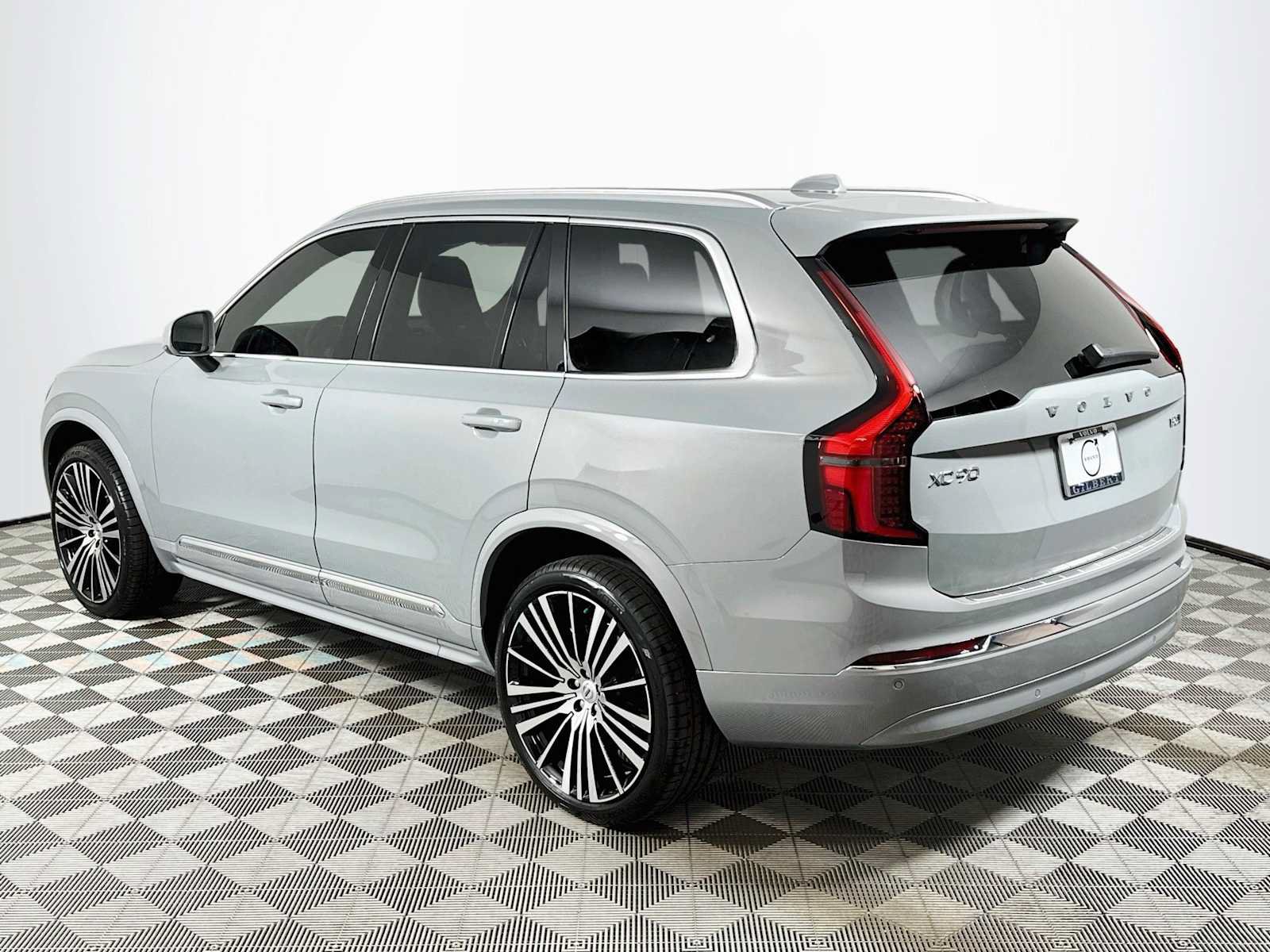 New 2027 Volvo XC90 B5 Core AWD/4WD image 5