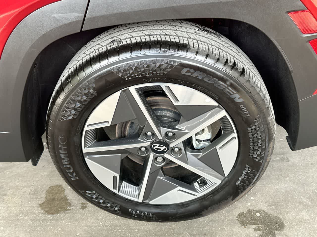 Used 2025 Hyundai Tucson SEL FWD image 11