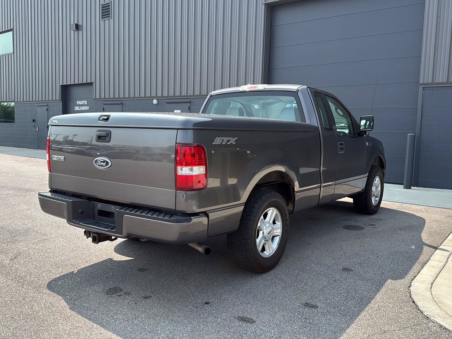Used 2005 Ford F150 STX RWD image 3