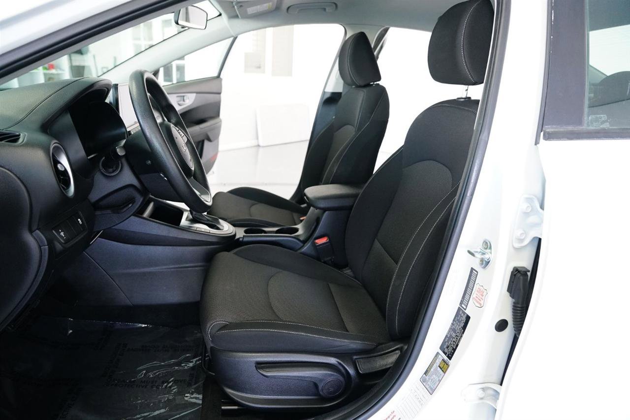 Used 2024 Kia Forte LXS FWD image 10
