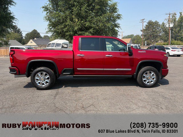 Used 2026 Chevrolet Silverado 3500 High Country w/ High Country Premium Package AWD/4WD image 8