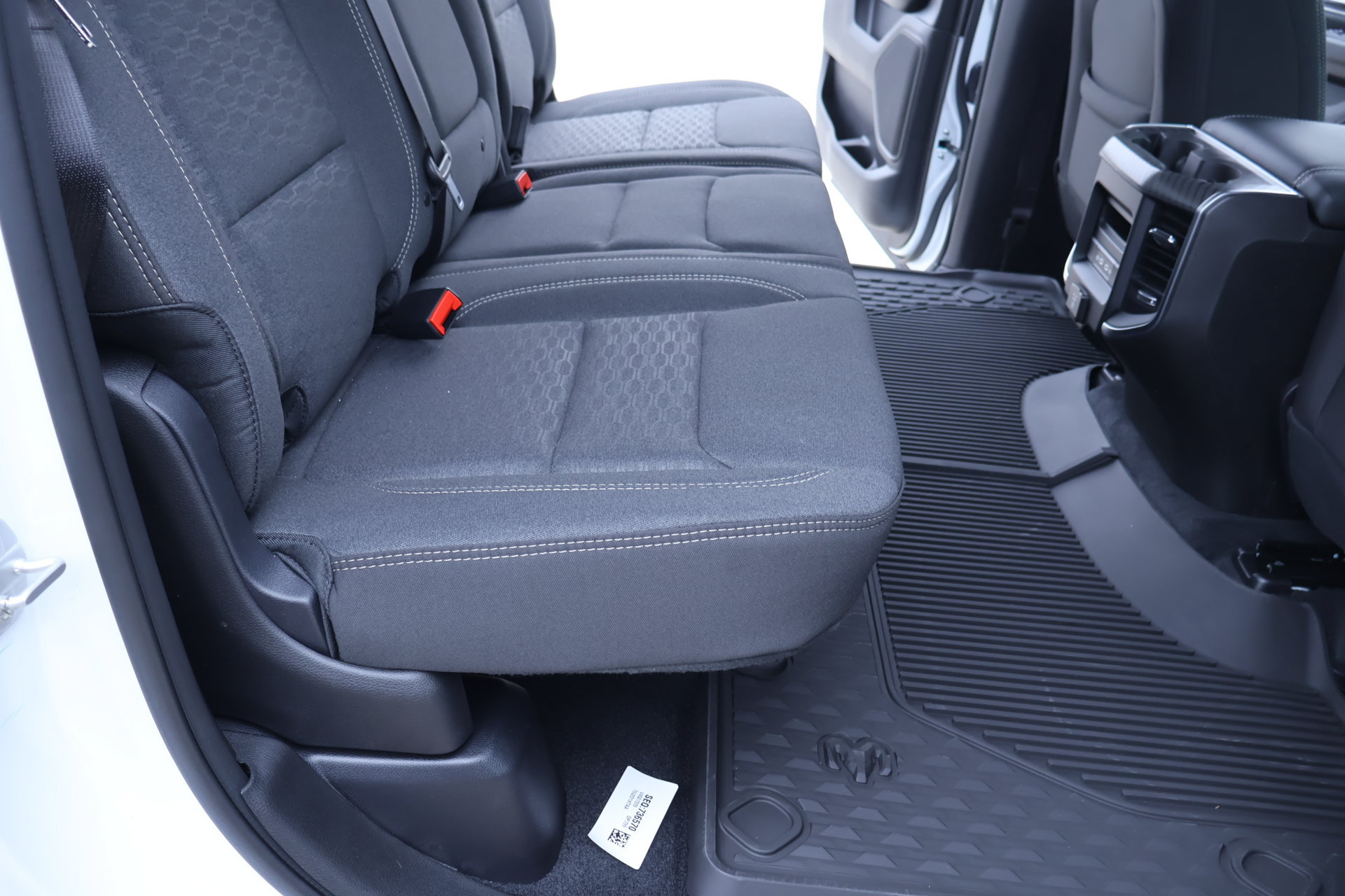 New 2027 RAM 1500 4x4 Crew Cab image 15