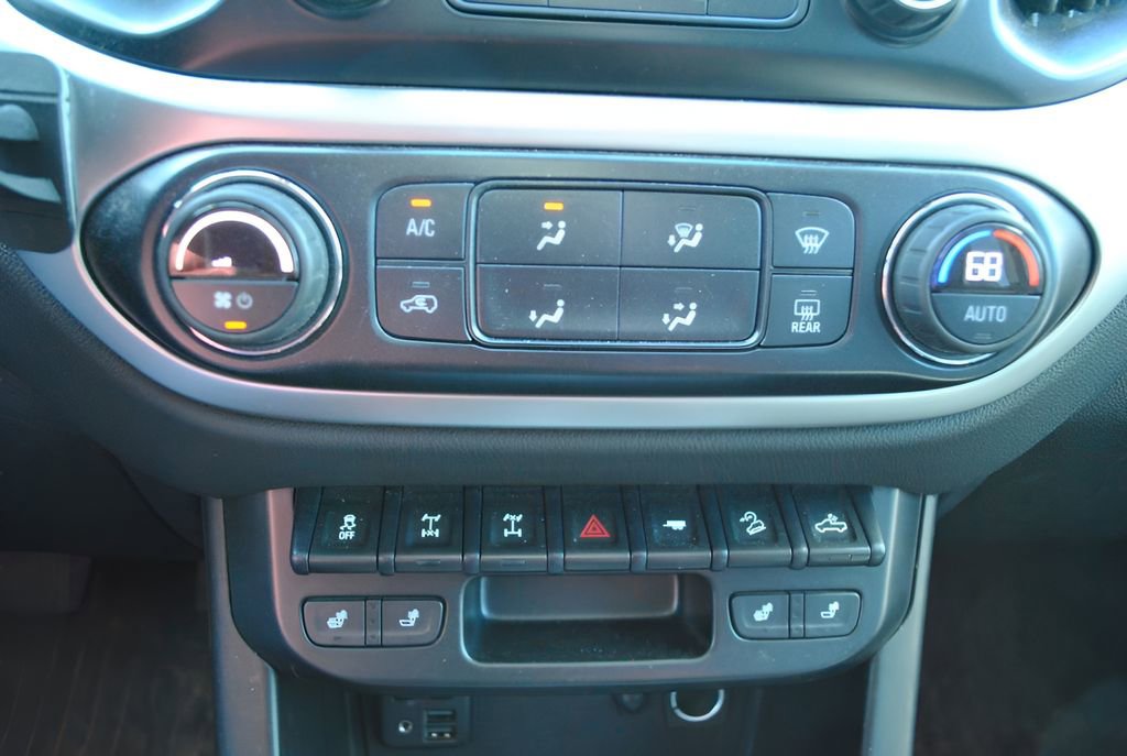 Used 2019 Chevrolet Colorado ZR2 w/ LPO, Power Package AWD/4WD image 20