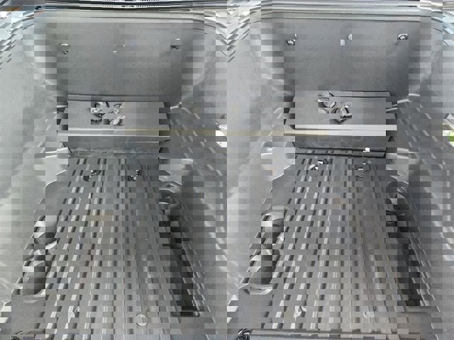 New 2026 Chevrolet Silverado EV LT image 21