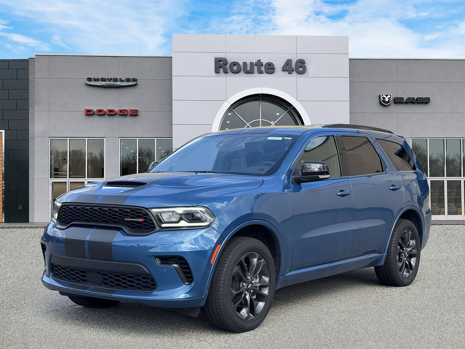 Used 2025 Dodge Durango GT AWD/4WD image 4