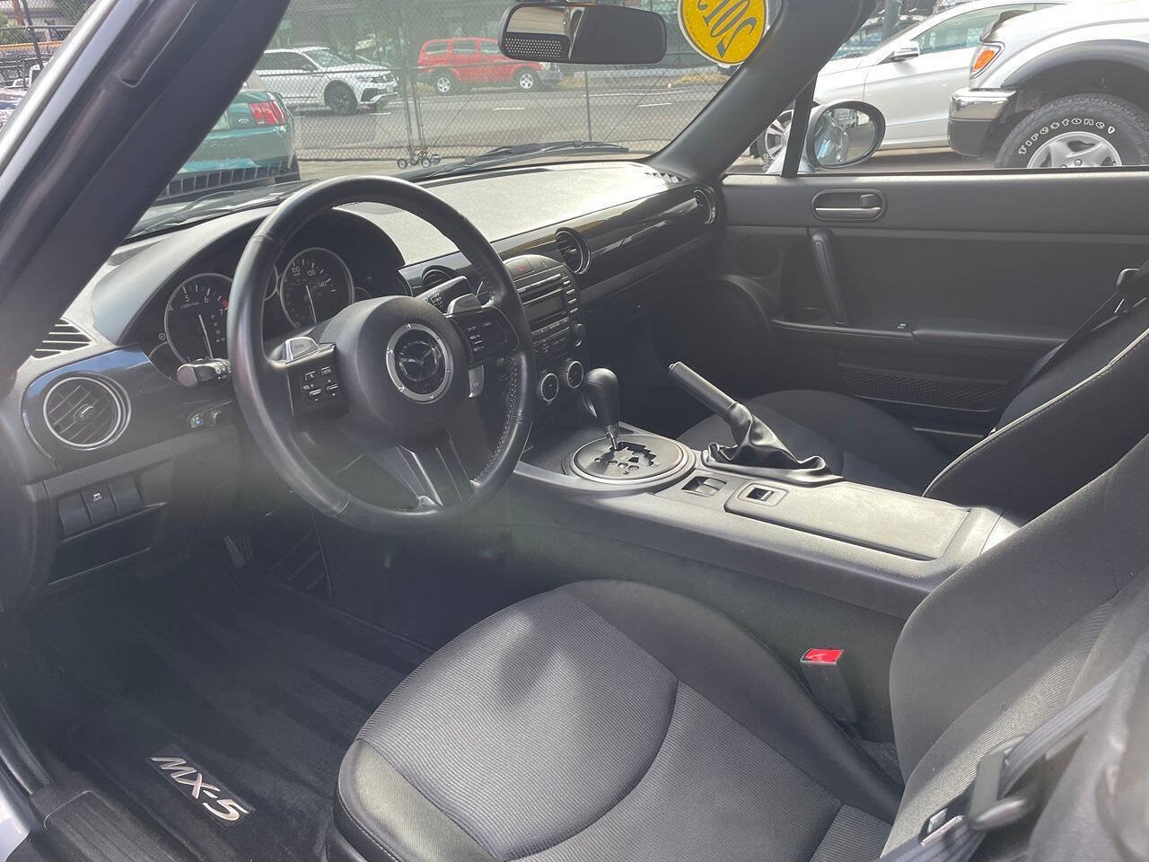Used 2015 MAZDA MX-5 Miata Sport RWD image 9