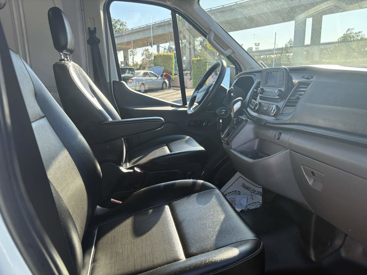 Used 2024 Ford Transit 250 148 Medium Roof Extended AWD image 26